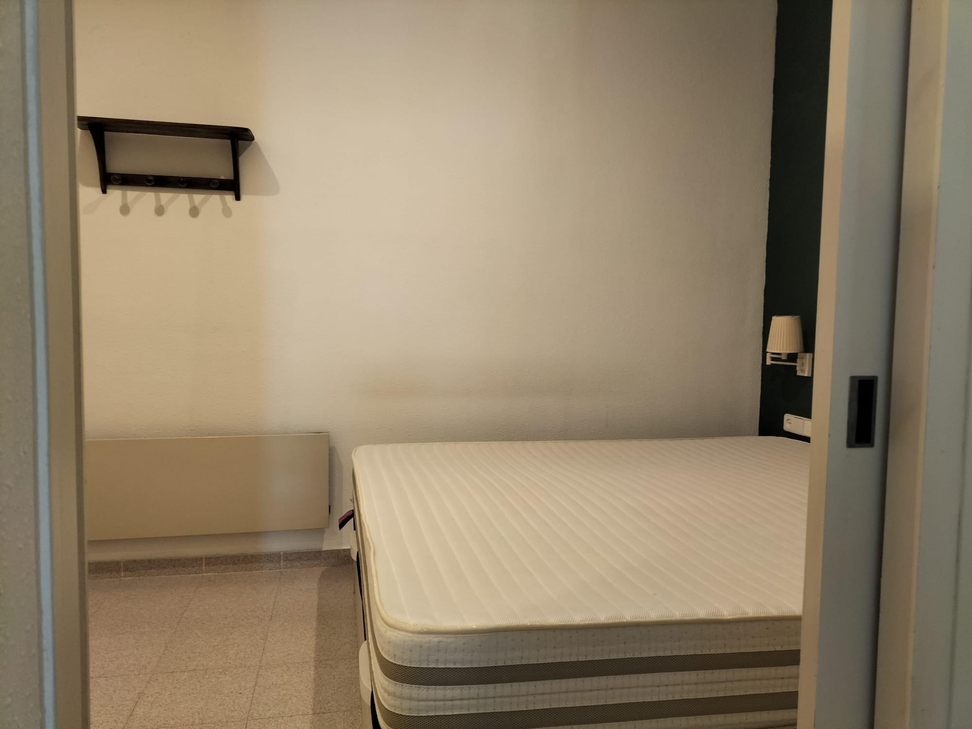 Imagen 12 Piso en venta en Barcelona / Viladomat - Provença