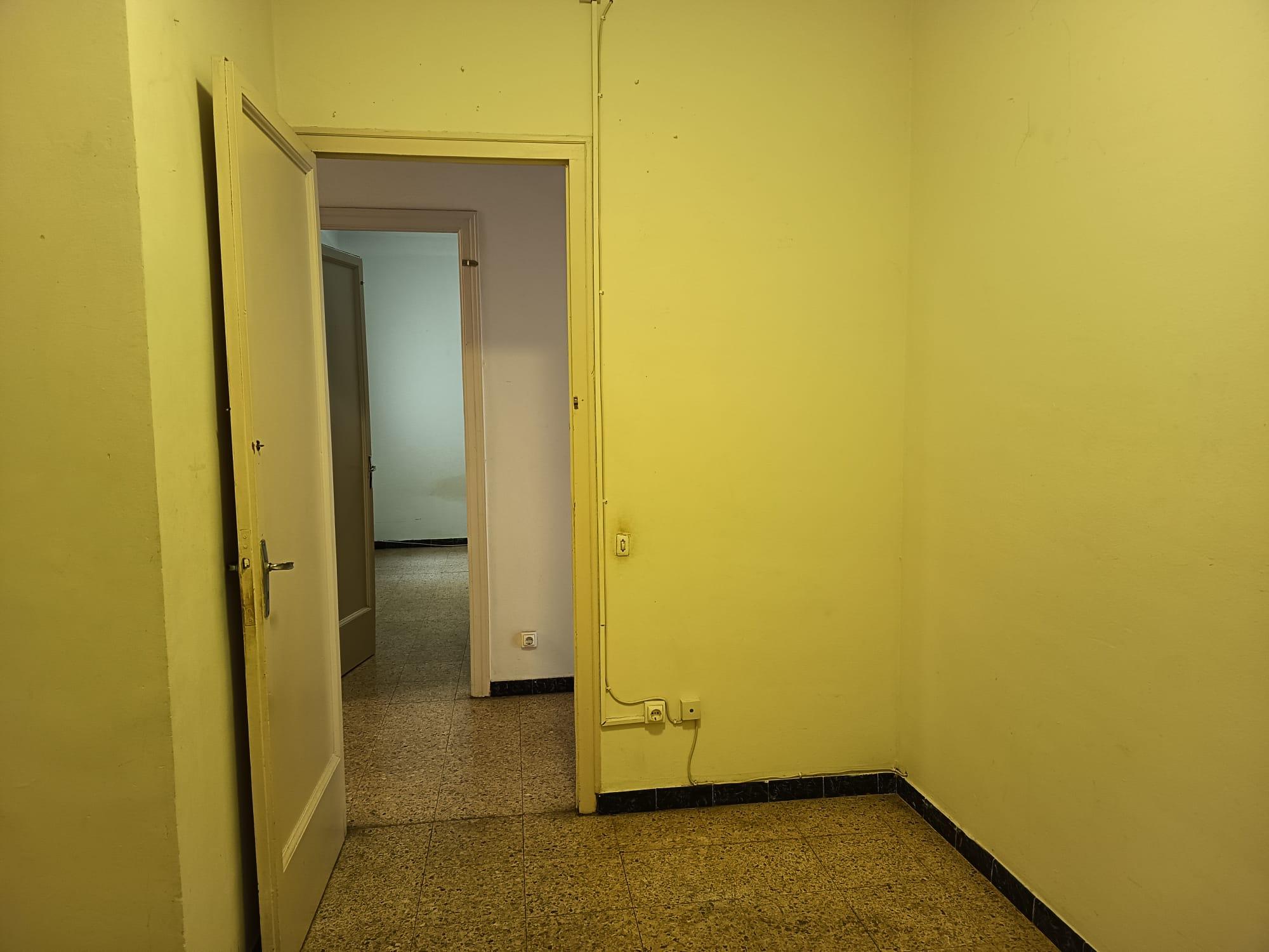 Imagen 7 Piso en venta en Barcelona / Violant d´Hongria - Juan de Sada
