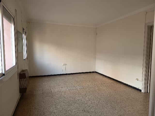 Imagen 2 Inmueble 300730 - Piso en venta en Barcelona / Violant d´Hongria - Juan de Sada