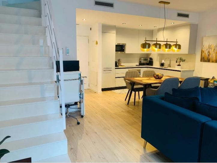 Imagen 11 Dúplex en venta en Barcelona / Calle Pavia - Sants Badal