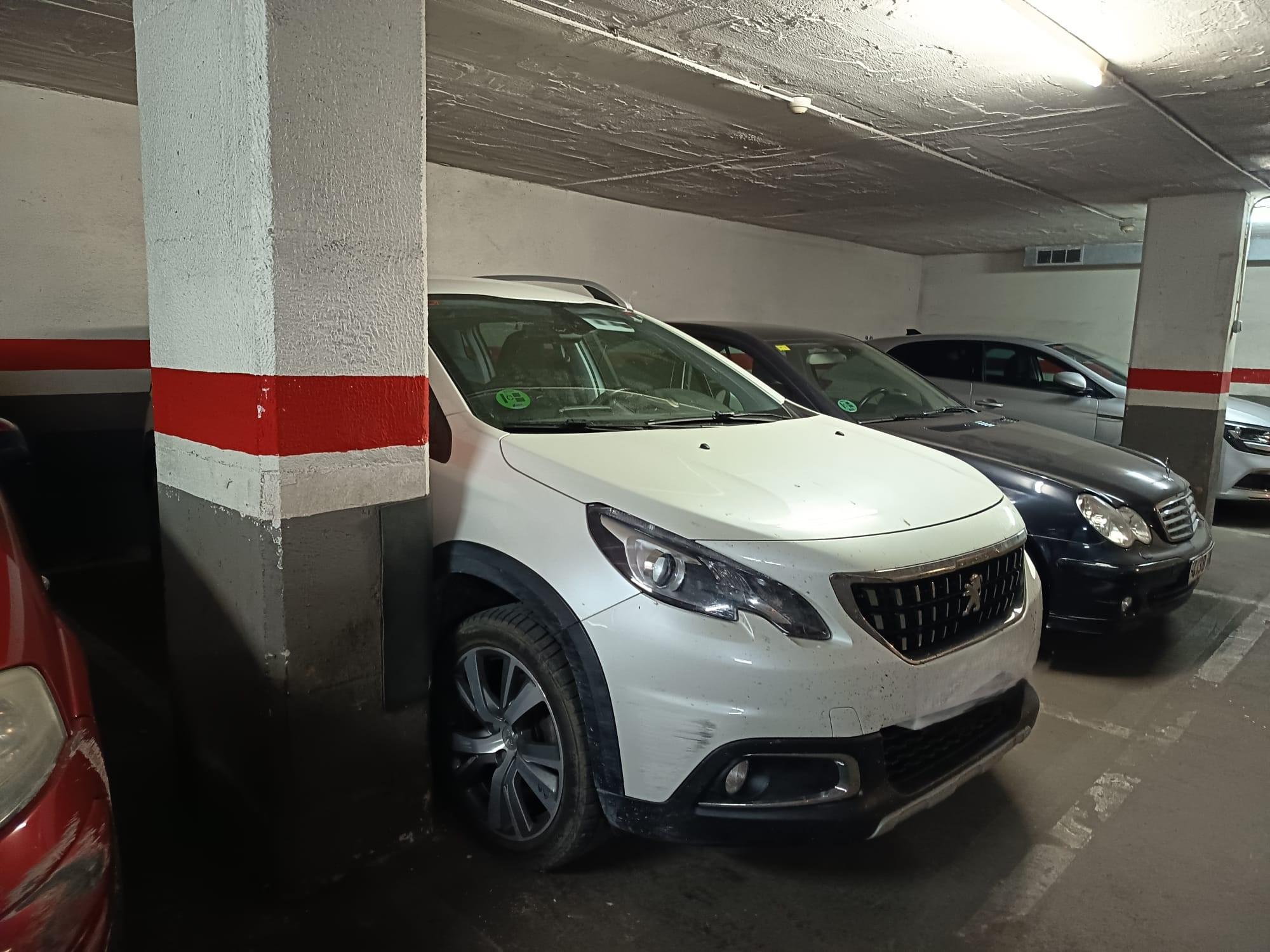 Imagen 4 Parking Coche en venta en Barcelona / Joan Alcover - Virrei Amat