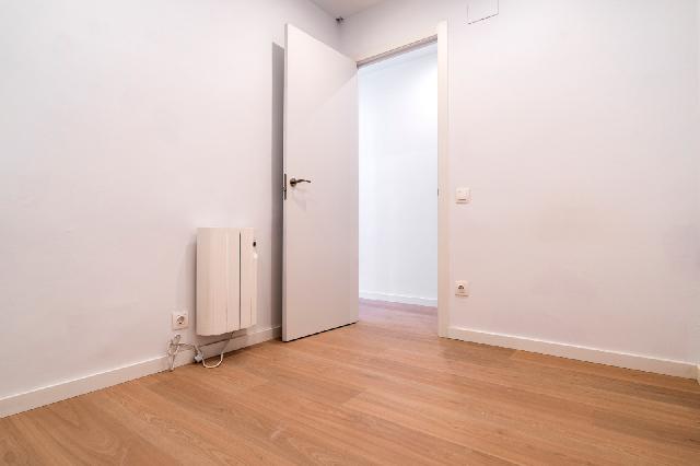 Imagen 18 Inmueble 302362 - Piso en venta en Barcelona / Av. Madrid - Les Corts