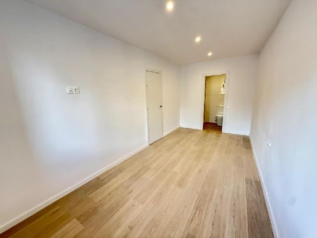 Imagen 9 Inmueble 302402 - Piso en venta en Barcelona / Av. Madrid - Les Corts