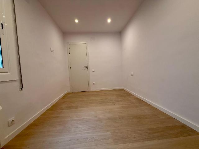 Imagen 36 Inmueble 302402 - Piso en venta en Barcelona / Av. Madrid - Les Corts