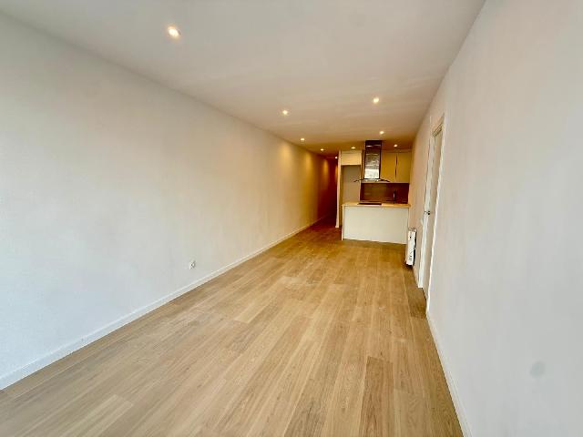 Imagen 8 Inmueble 302402 - Piso en venta en Barcelona / Av. Madrid - Les Corts