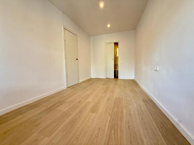Imagen 24 Inmueble 302402 - Piso en venta en Barcelona / Av. Madrid - Les Corts