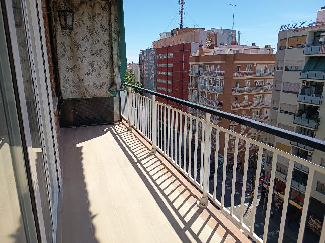 Imagen 2 Inmueble 302402 - Piso en venta en Barcelona / Av. Madrid - Les Corts