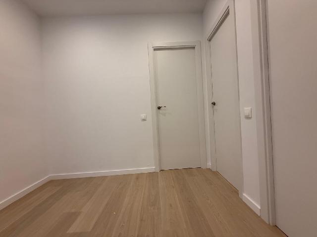 Imagen 4 Inmueble 302403 - Piso en venta en Barcelona / Av. Madrid - Les Corts
