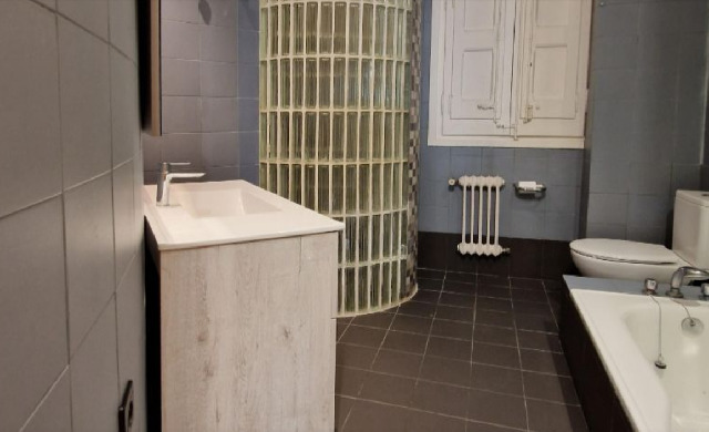 Imagen 1 Inmueble 302488 - Piso en venta en Barcelona / Calle Napols - Sagrada Familia