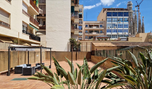 Imagen 2 Inmueble 302488 - Piso en venta en Barcelona / Calle Napols - Sagrada Familia