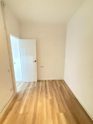 Imagen 11 Inmueble 302841 - Piso en venta en Barcelona / Esteras - Riera Blanca