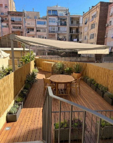 Imagen 1 Inmueble 302856 - Piso en venta en Barcelona / Calle  València