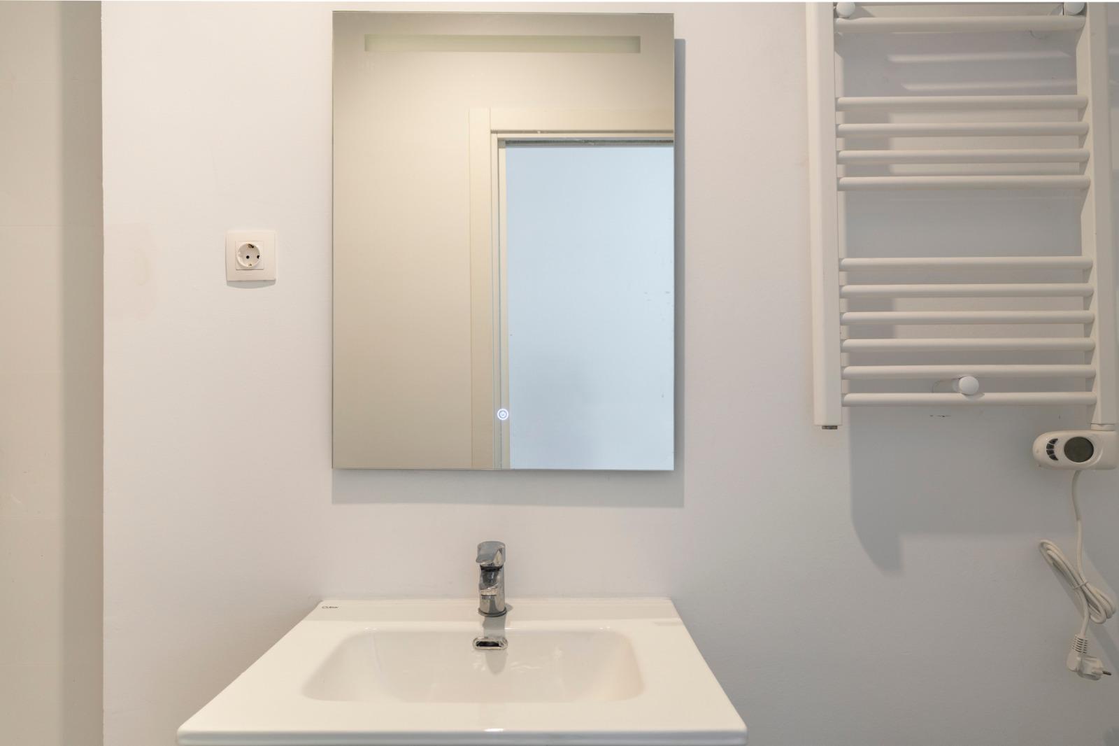 Imagen 12 Piso en venta en Barcelona / Violant d´Hongria - Juan de Sada