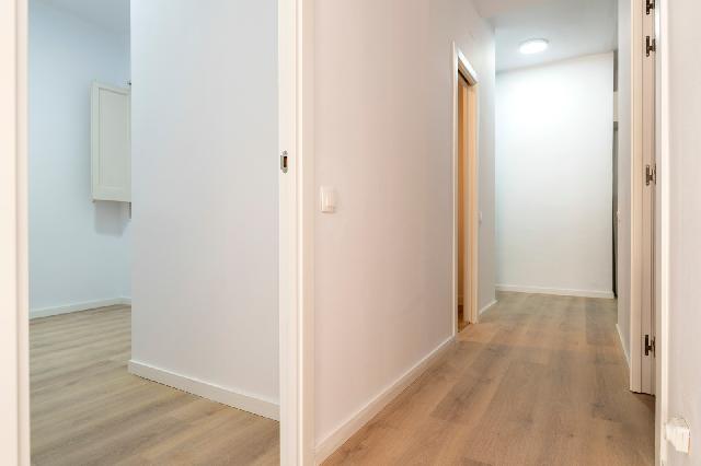 Imagen 11 Inmueble 302971 - Piso en venta en Barcelona / Violant d´Hongria - Juan de Sada