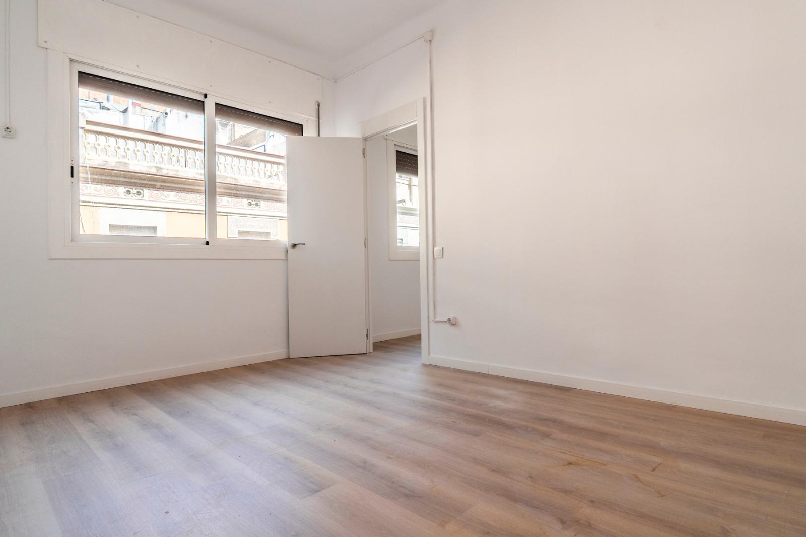 Imagen 6 Piso en venta en Barcelona / Violant d´Hongria - Juan de Sada