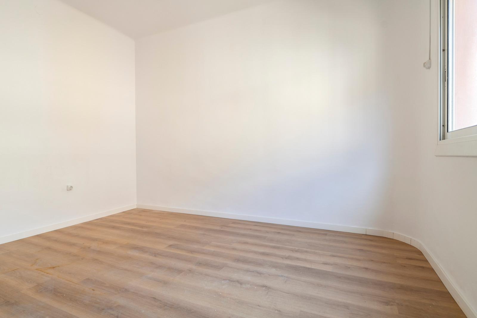 Imagen 10 Piso en venta en Barcelona / Violant d´Hongria - Juan de Sada