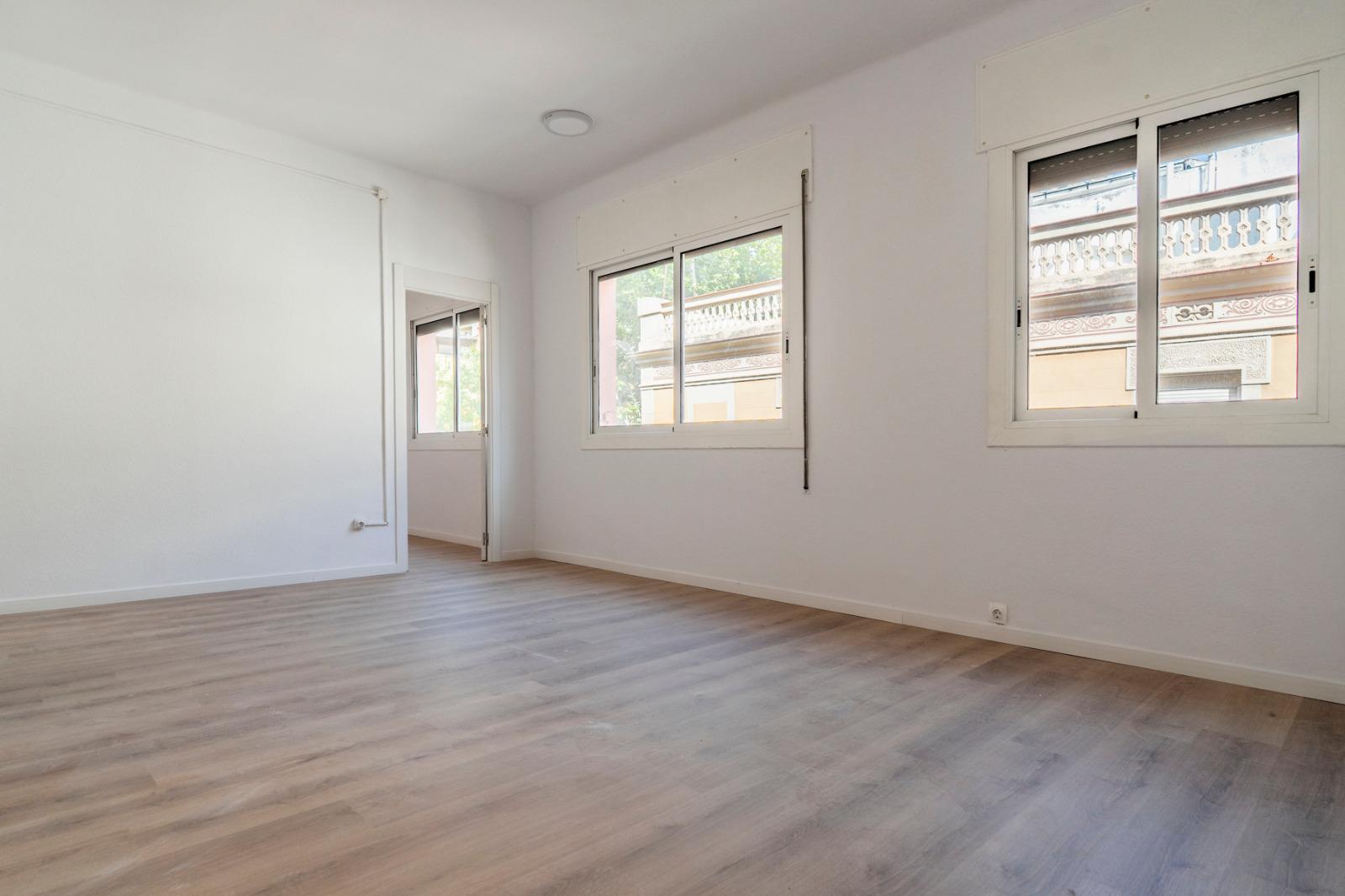 Imagen 2 Piso en venta en Barcelona / Violant d´Hongria - Juan de Sada