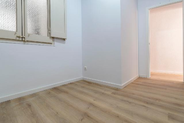 Imagen 8 Inmueble 302971 - Piso en venta en Barcelona / Violant d´Hongria - Juan de Sada