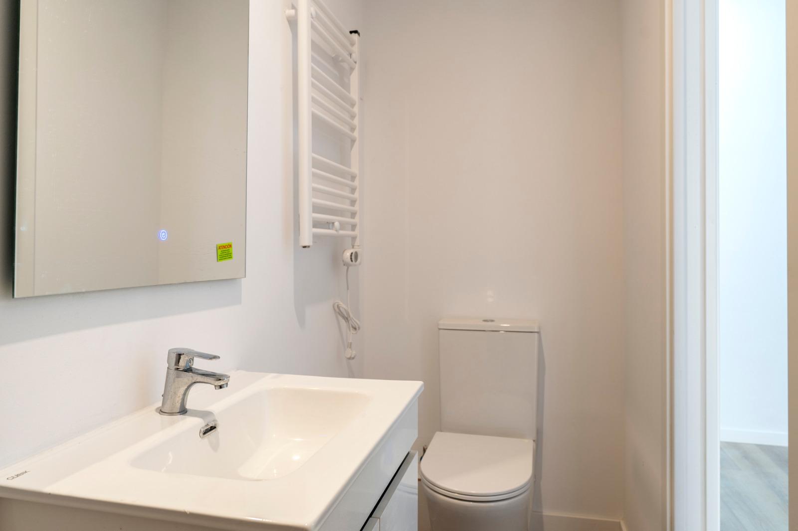 Imagen 14 Piso en venta en Barcelona / Violant d´Hongria - Juan de Sada