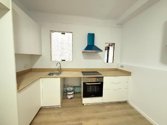 Imagen 3 Inmueble 302971 - Piso en venta en Barcelona / Violant d´Hongria - Juan de Sada
