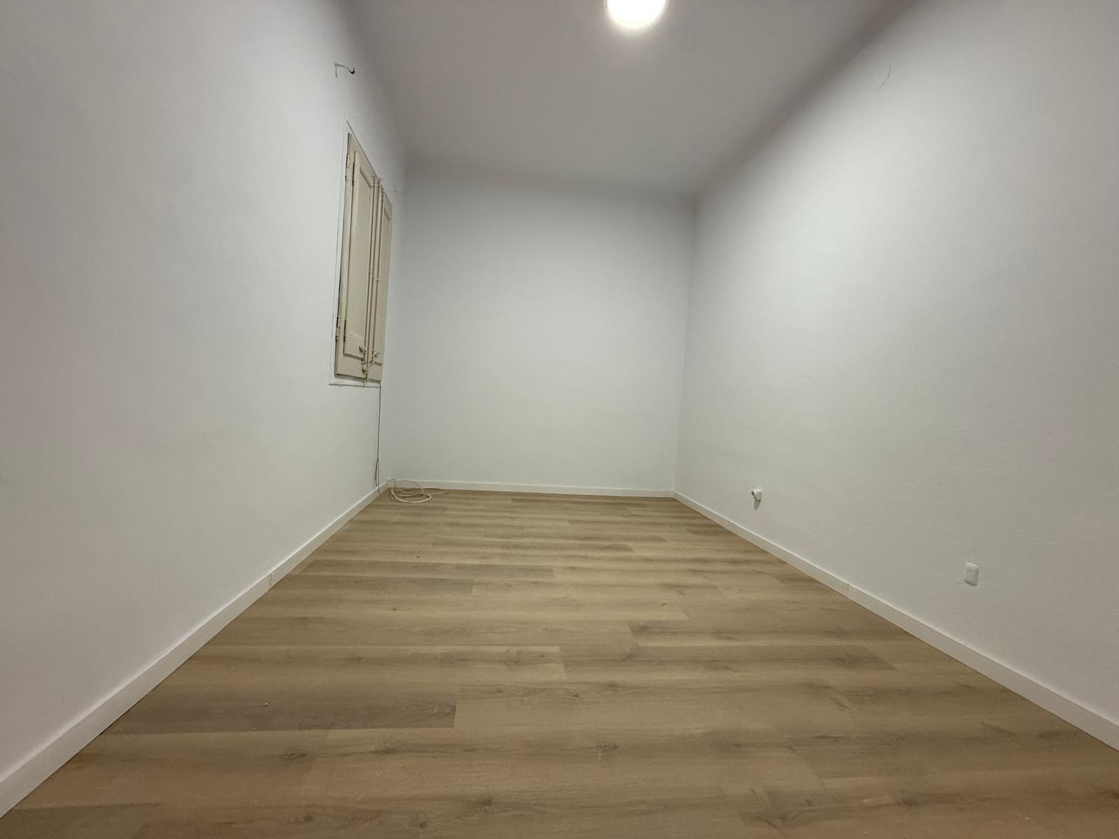 Imagen 10 Piso en venta en Barcelona / Violant d´Hongria - Juan de Sada
