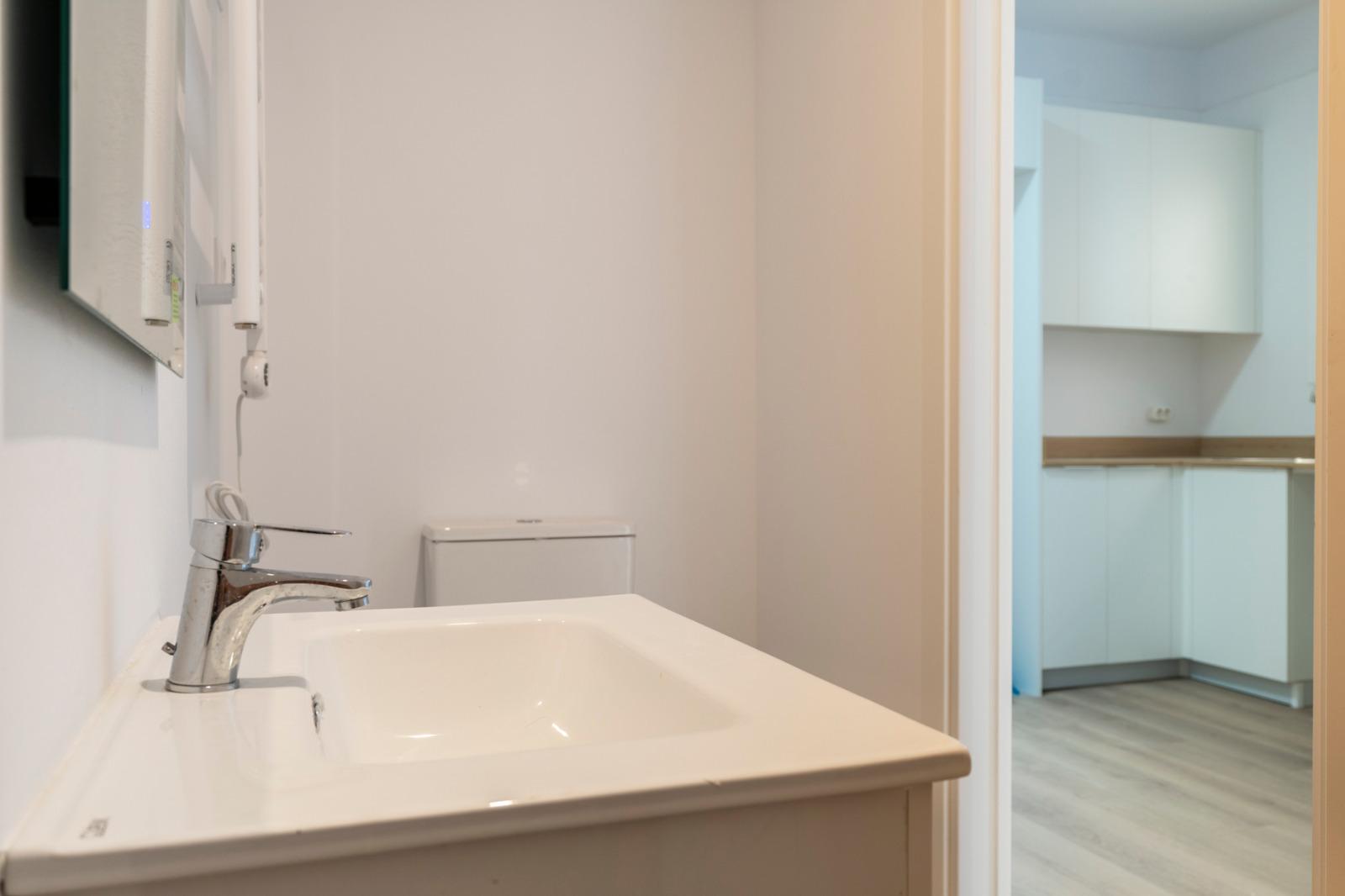 Imagen 13 Piso en venta en Barcelona / Violant d´Hongria - Juan de Sada
