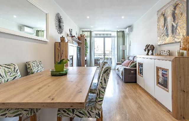 Imagen 1 Inmueble 303042 - Piso en venta en Barcelona / Av. Paral.lel - Tapioles
