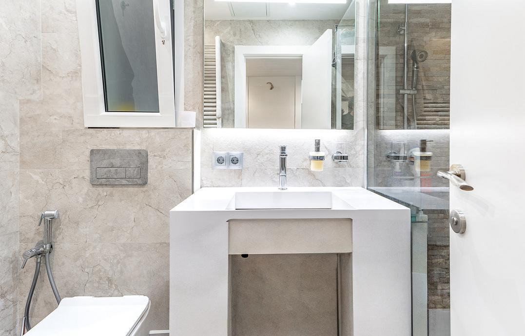 Imagen 9 Piso en venta en Barcelona / Av. Paral.lel - Tapioles