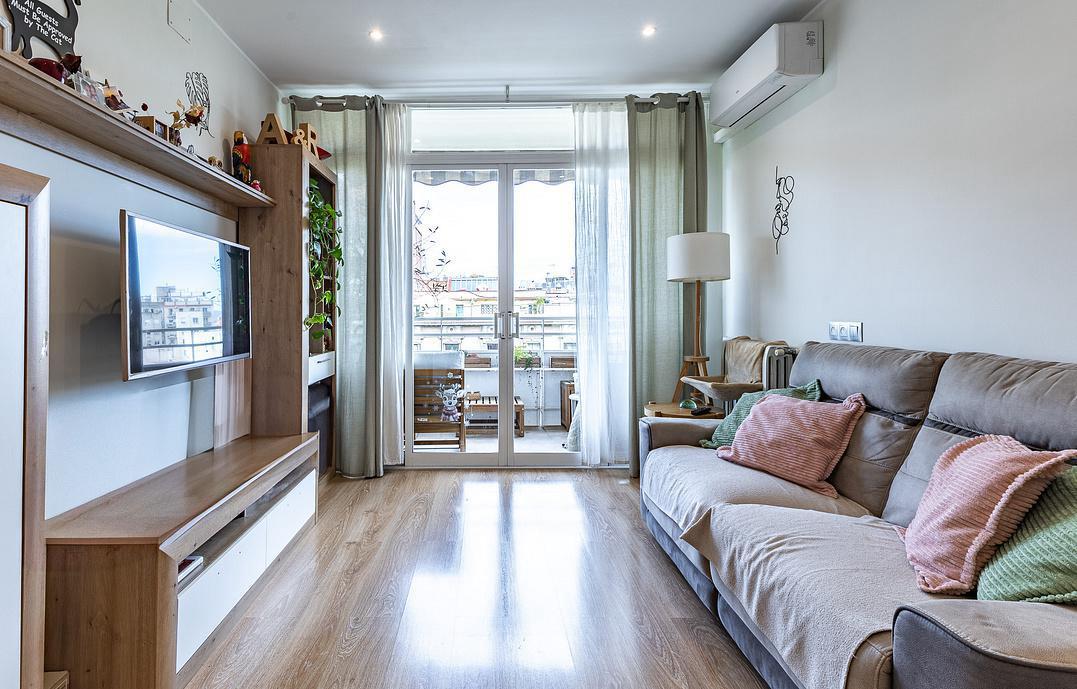Imagen 16 Piso en venta en Barcelona / Av. Paral.lel - Tapioles