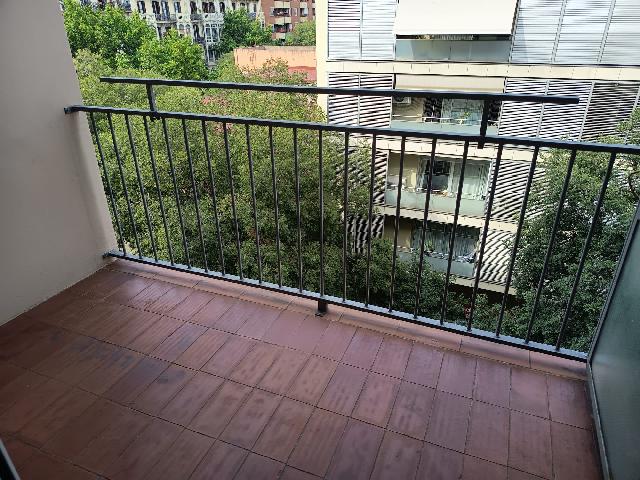 Imagen 1 Inmueble 303069 - Piso en venta en Barcelona / Rocafort - Diputació