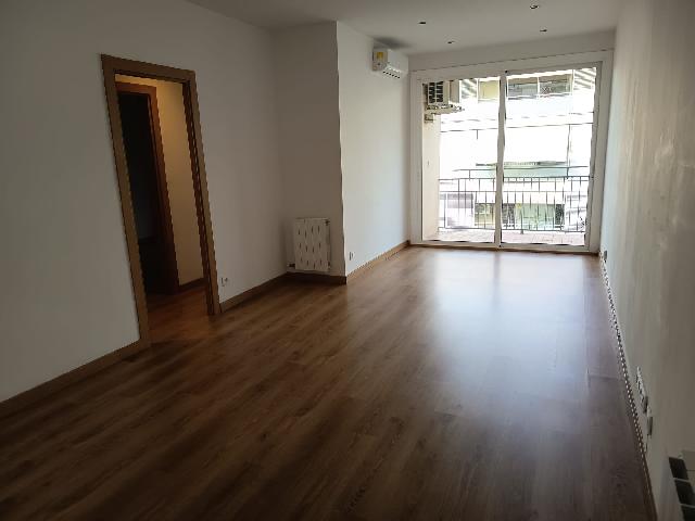 Imagen 2 Inmueble 303069 - Piso en venta en Barcelona / Rocafort - Diputació