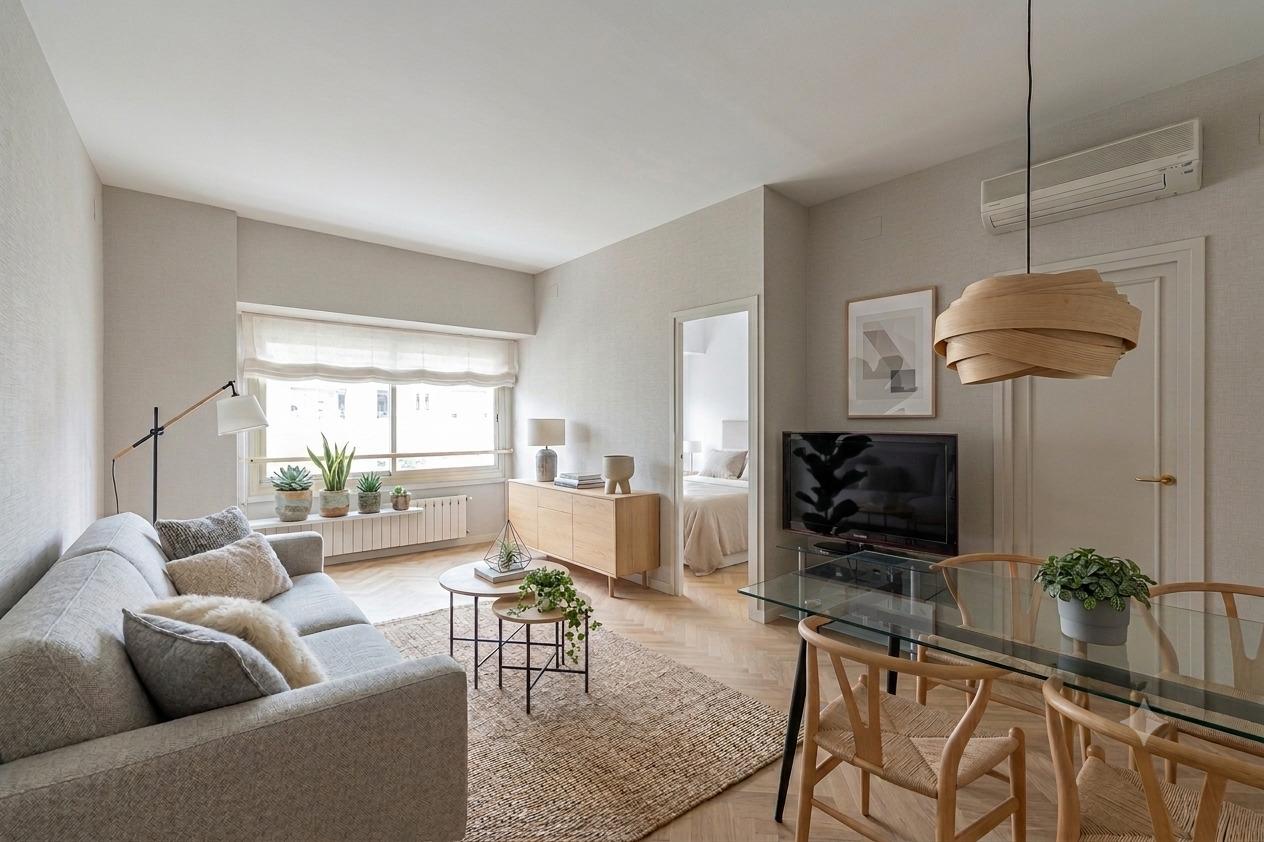 Imagen 2 Piso en venta en Barcelona / Muntaner - Mallorca