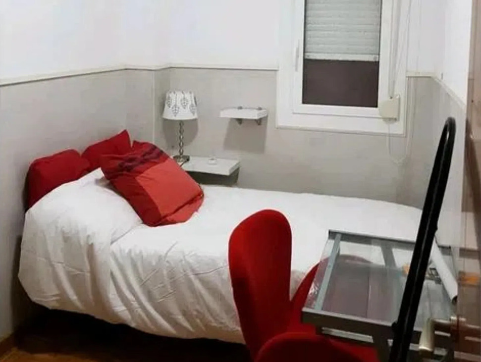 Imagen 16 Planta Baja en venta en Barcelona / Calle de Roger de Flor