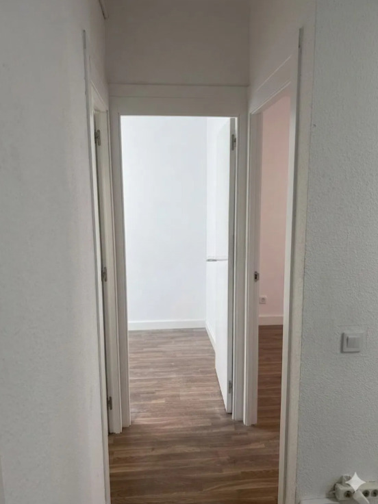 Imagen 6 Piso en venta en Barcelona / Calle Santa Engracia