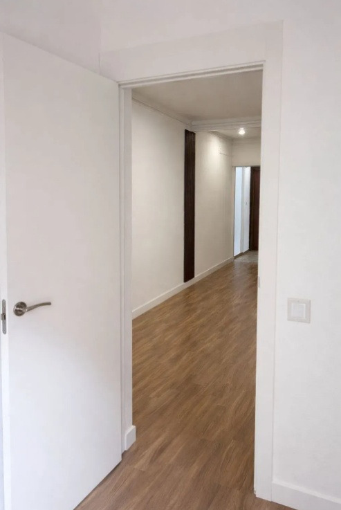 Imagen 7 Piso en venta en Barcelona / Calle Santa Engracia