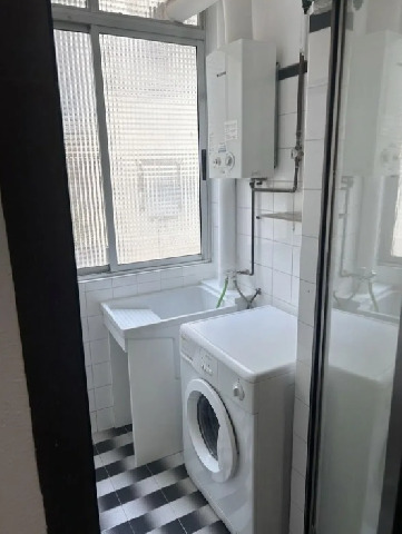 Imagen 2 Inmueble 304071 - Piso en venta en Barcelona / Calle Santa Engracia