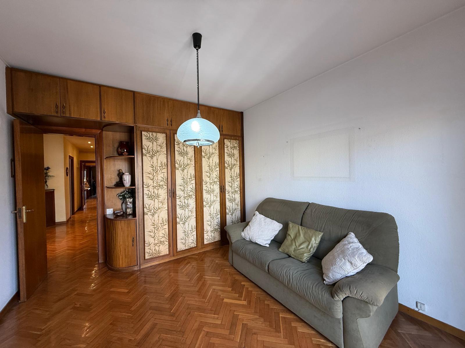 Imagen 30 Piso en venta en Barcelona / Gran Vía - Comte d´Urgell