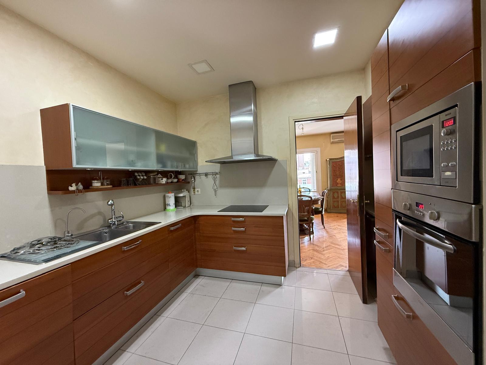 Imagen 19 Piso en venta en Barcelona / Gran Vía - Comte d´Urgell