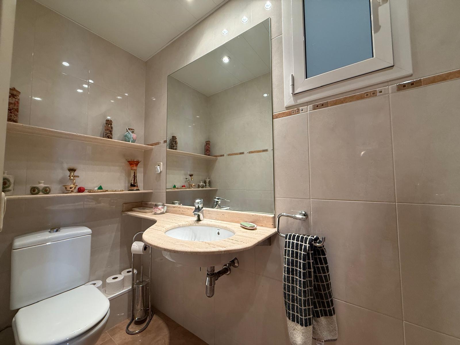 Imagen 10 Piso en venta en Barcelona / Gran Vía - Comte d´Urgell