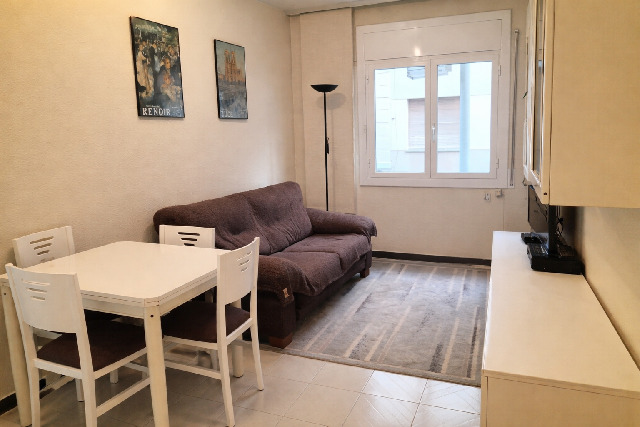 Imagen 1 Inmueble 304504 - Piso en venta en Barcelona / Novell - Joan Güell