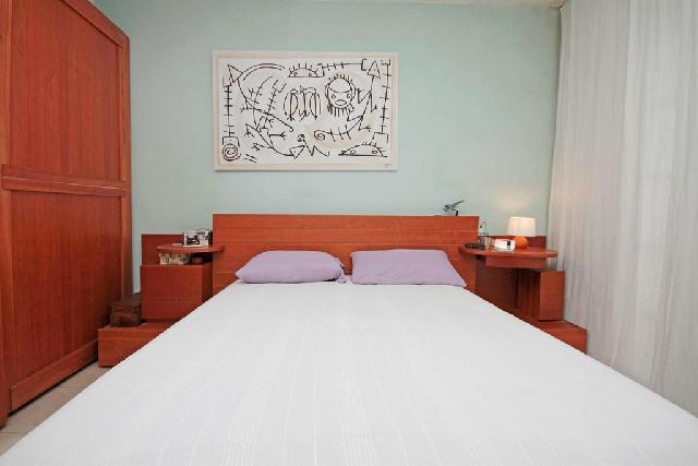 Imagen 3 Inmueble 305007 - Piso en venta en Barcelona / Jaume Roig - Av. Madrid