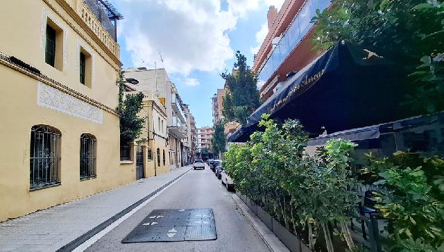Imagen 38 Inmueble 305007 - Piso en venta en Barcelona / Jaume Roig - Av. Madrid