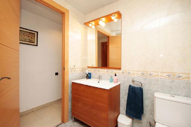 Imagen 31 Inmueble 305007 - Piso en venta en Barcelona / Jaume Roig - Av. Madrid