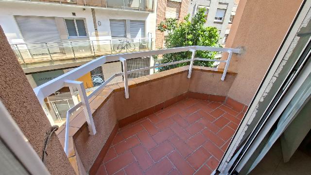 Imagen 3 Inmueble 305007 - Piso en venta en Barcelona / Jaume Roig - Av. Madrid