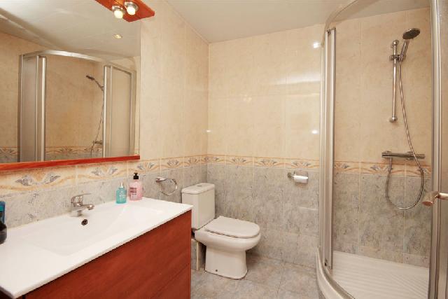 Imagen 30 Inmueble 305007 - Piso en venta en Barcelona / Jaume Roig - Av. Madrid