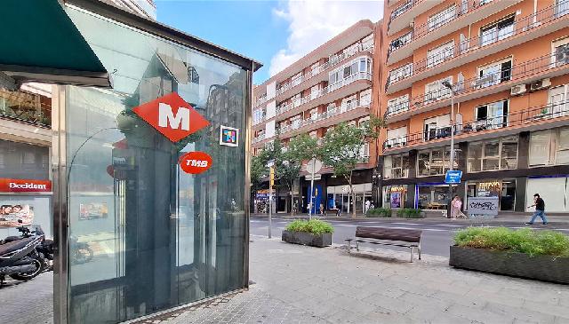 Imagen 35 Inmueble 305007 - Piso en venta en Barcelona / Jaume Roig - Av. Madrid