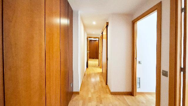 Imagen 8 Inmueble 305404 - Piso en venta en Barcelona / Manso - Viladomat