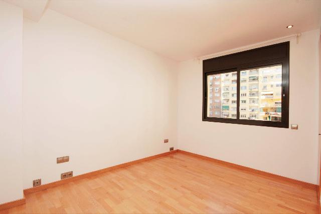 Imagen 5 Inmueble 305404 - Piso en venta en Barcelona / Manso - Viladomat