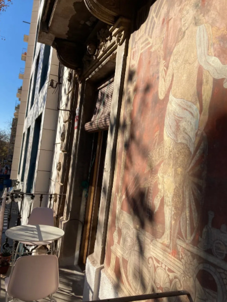 Imagen 2 Piso en venta en Barcelona / Calle Consell de Cent