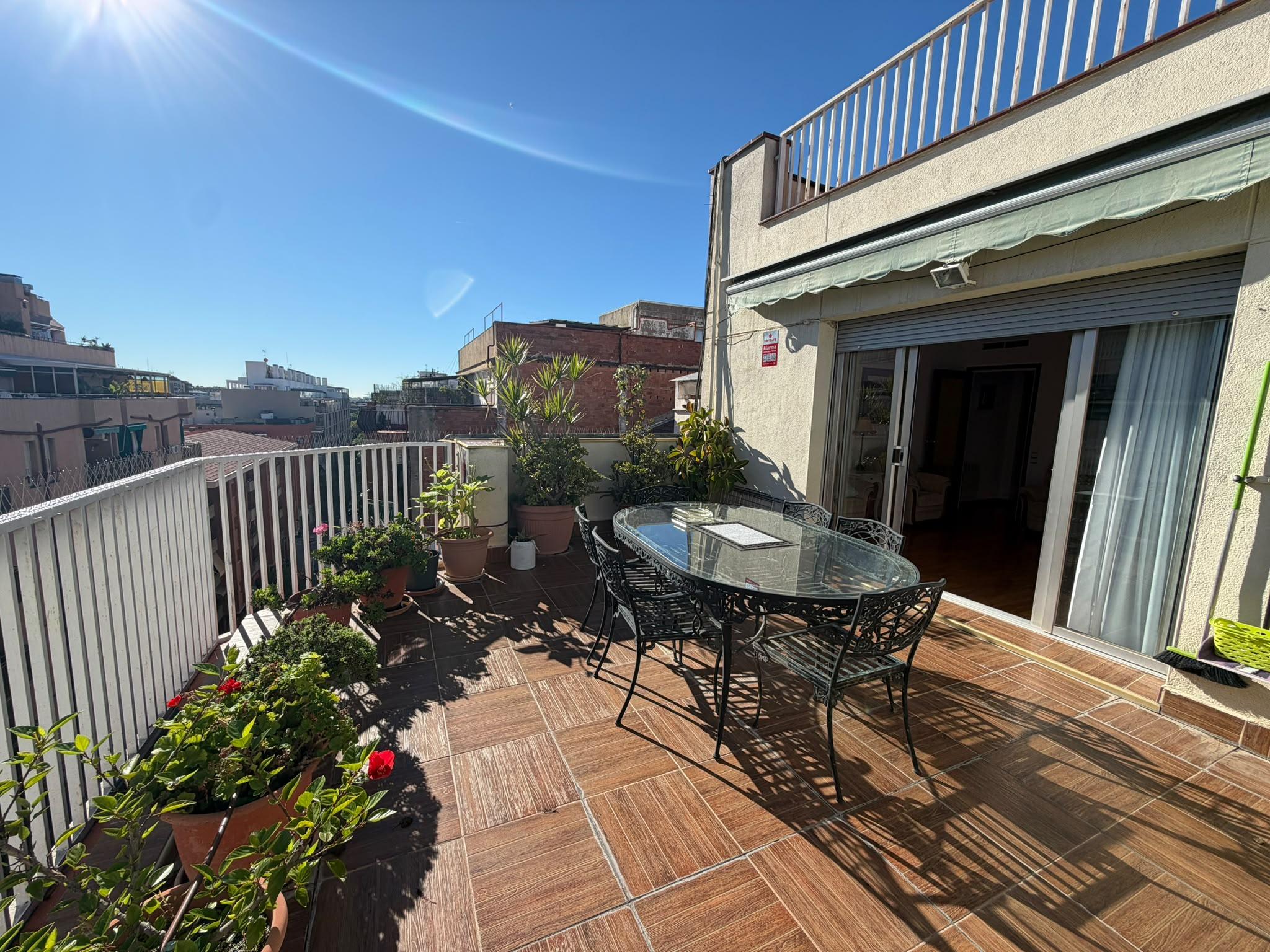 Imagen 1 Ático en venta en Hospitalet De Llobregat L´ / Junto a al estación de metro de Santa Eulalia